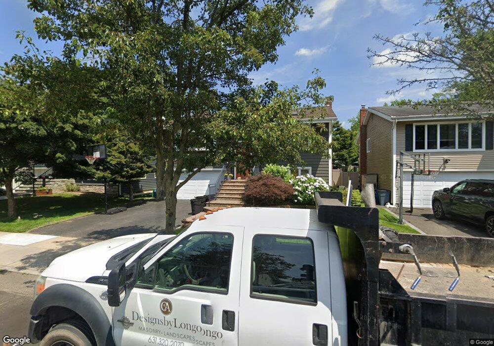 32 Fishermans Dr, Port Washington, NY 11050 - photo 1