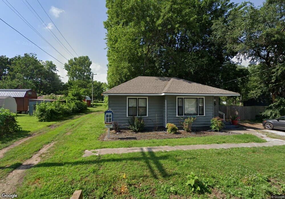 212 W Pine St, Watts, OK 74964 - photo 1