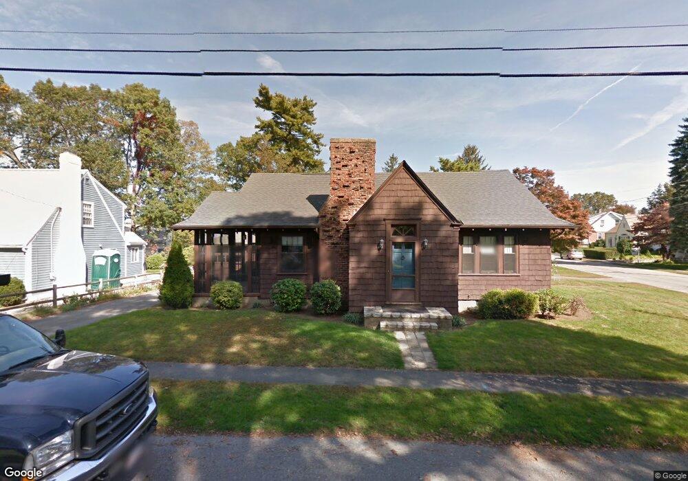 17 Thornton Rd, Waltham, MA 02453 - photo 1