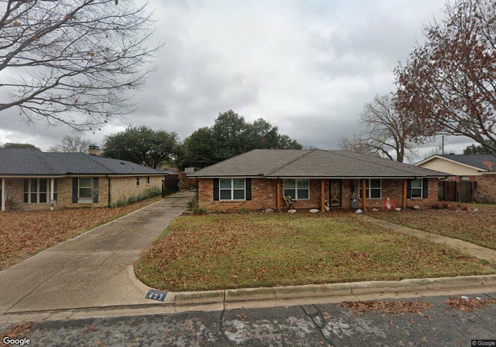 437 W Pleasantview Dr, Hurst, TX 76054 - photo 1