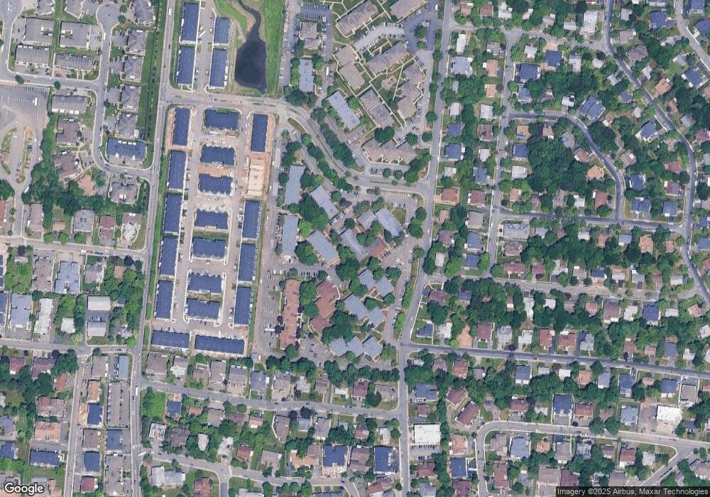 180 Kearsing Pkwy unit C, Monsey, NY 10952 - photo 1