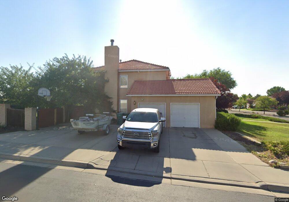 551 Sunrise Pkwy, Farmington, NM 87401 - photo 1