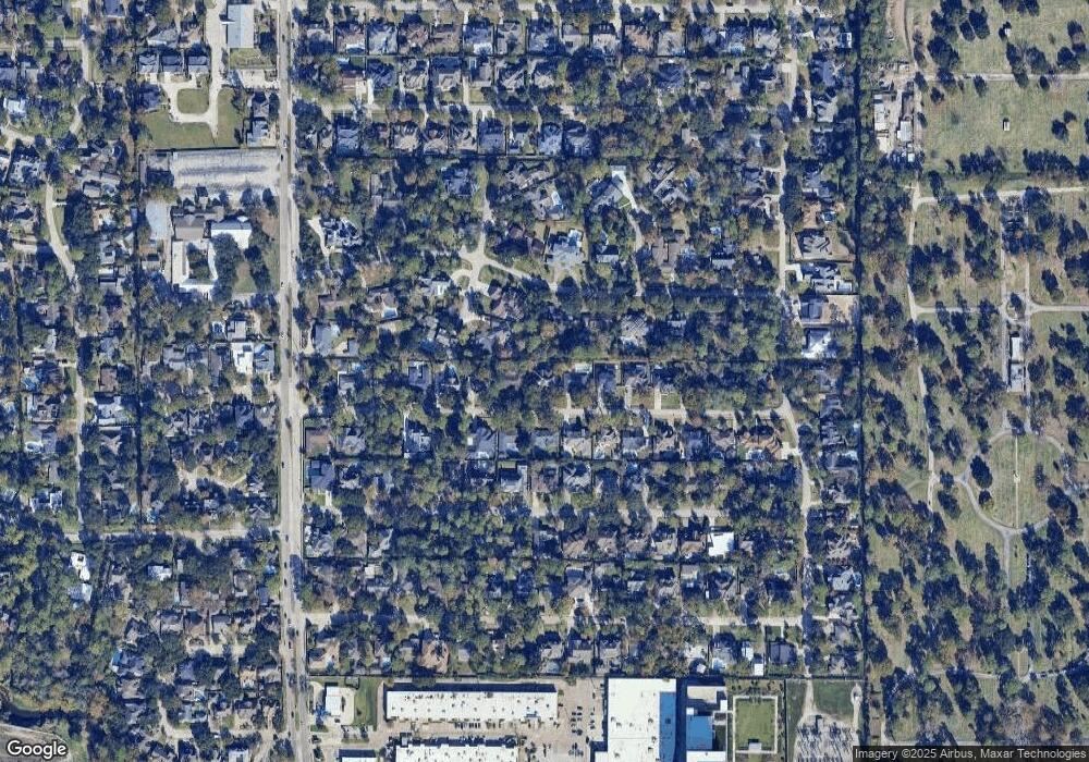 7710 Edgeway Dr, Houston, TX 77055 - photo 1