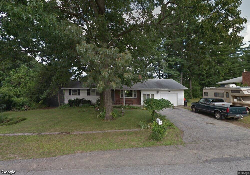 33 Cedar St, Hudson, NH 03051 - photo 1