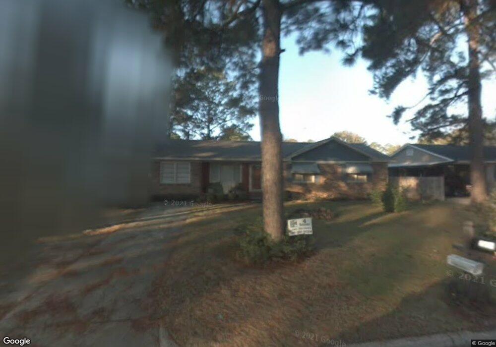 719 S Shadowlawn Dr, Albany, GA 31707 - photo 1