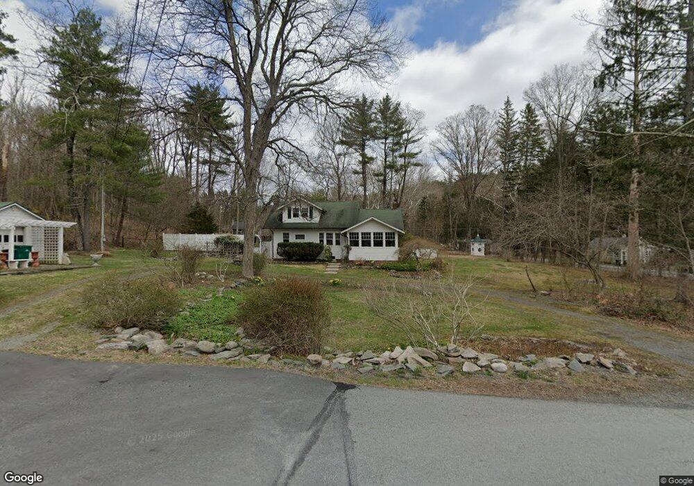 207 Elizabeth St, Milford, PA 18337 - photo 1