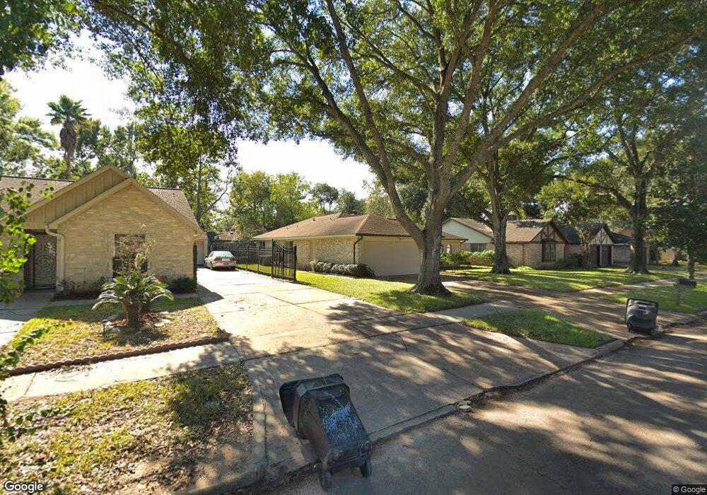 4303 Lemon Tree Ln, Houston, TX 77088 - photo 1