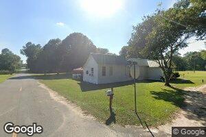 150 E Ross St, Surrency, GA 31563