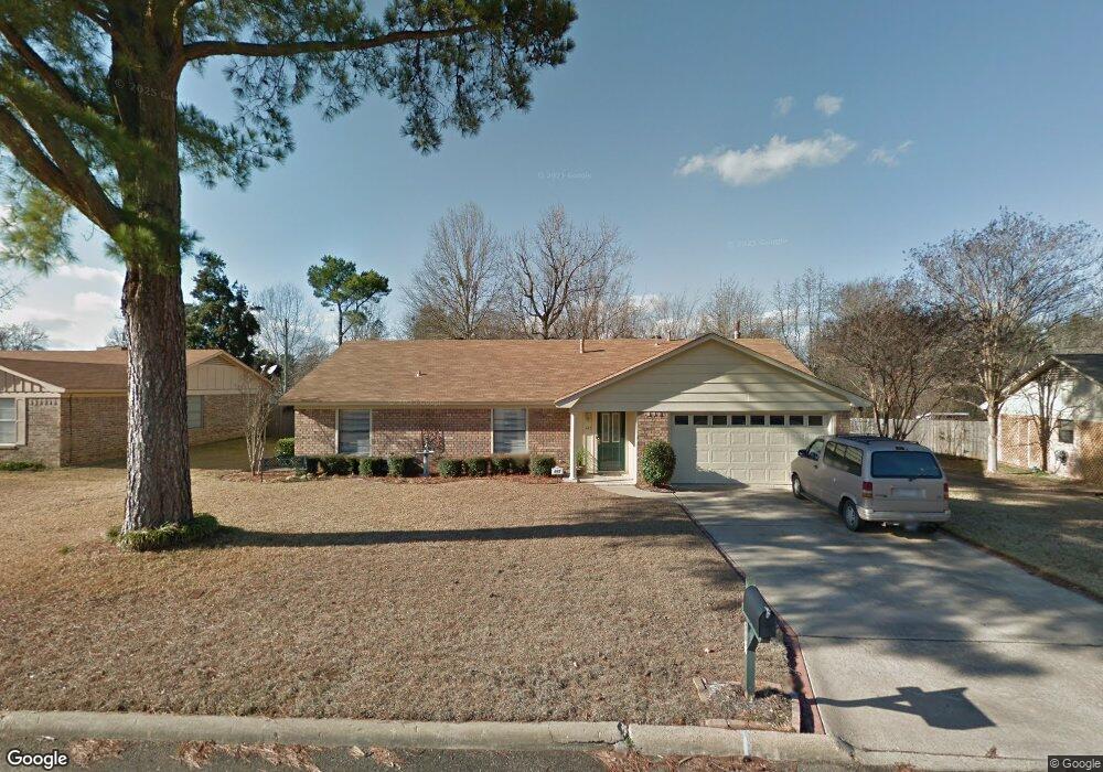 445 E Greenfield Dr, Wake Village, TX 75501 - photo 1