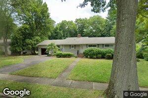 61 Leonard Dr, Old Tappan, NJ 07675