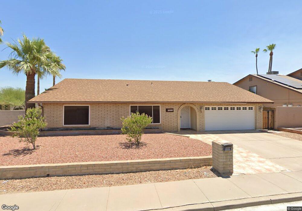 2305 S Elm, Mesa, AZ 85202 - photo 1