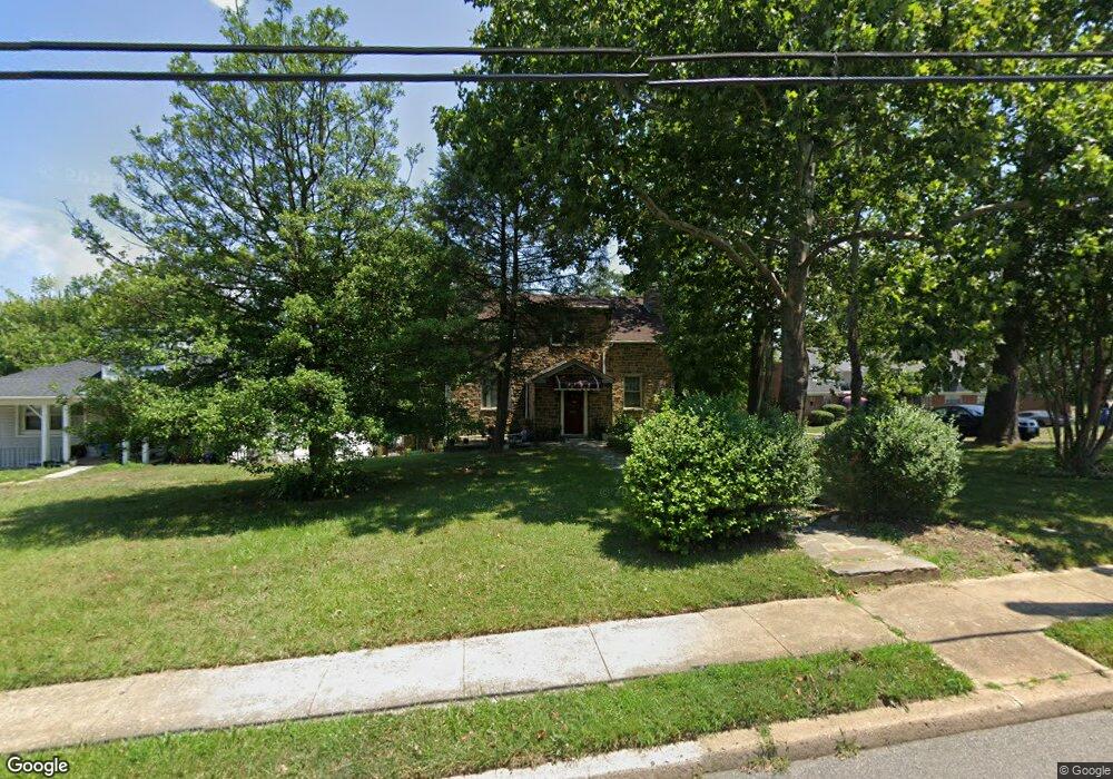 911 Cooks Ln, Baltimore, MD 21229 - photo 1