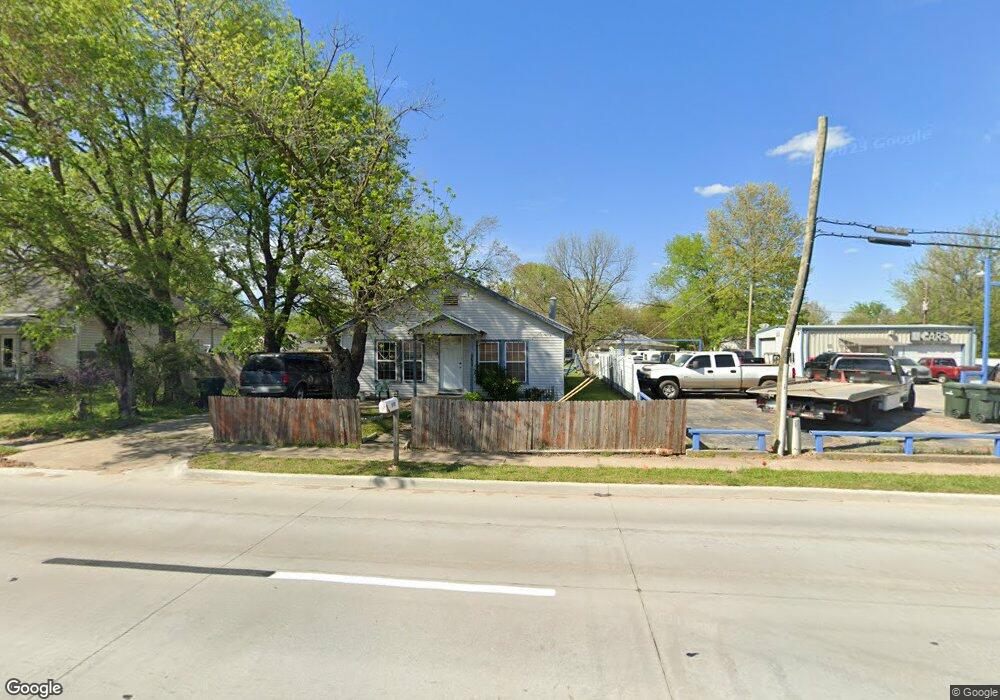616 E Will Rogers Blvd, Claremore, OK 74017 - photo 1