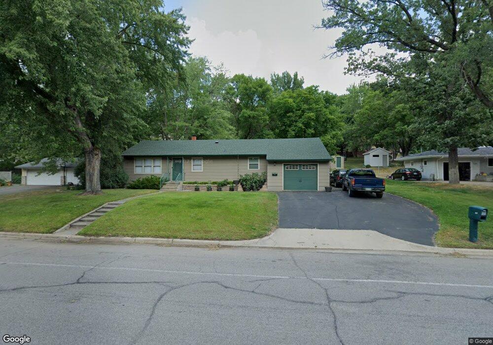 417 5th St S, Sauk Rapids, MN 56379 - photo 1