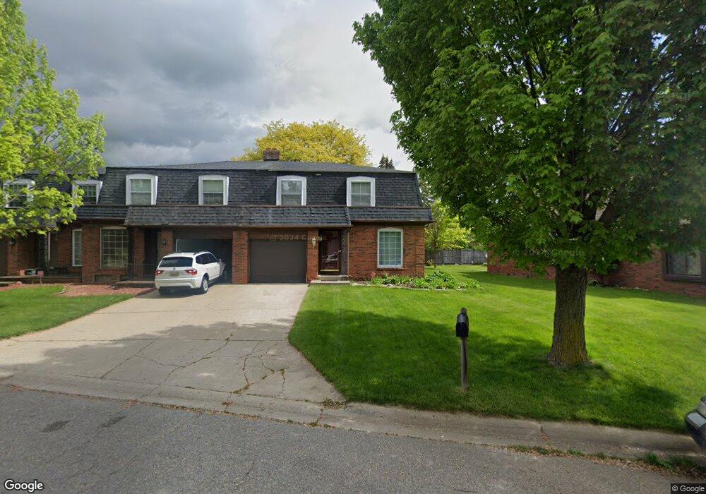 1816 Timberlane Dr, Flint, MI 48507 - photo 1