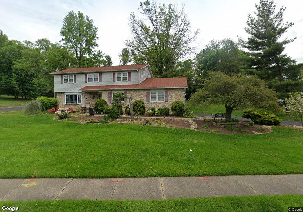 1215 Marge Dr, Southampton, PA 18966 - photo 1