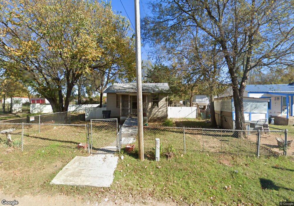 820 B St SW, Ardmore, OK 73401 - photo 1