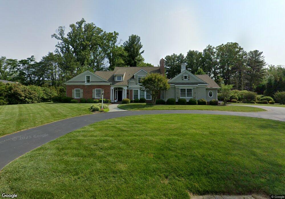 825 Gatemore Rd, Bryn Mawr, PA 19010 - photo 1