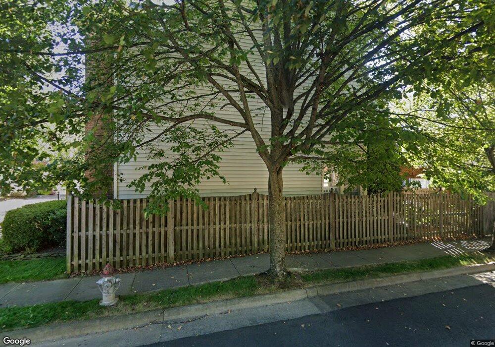 2069 Madrillon Rd, Vienna, VA 22182 - photo 1