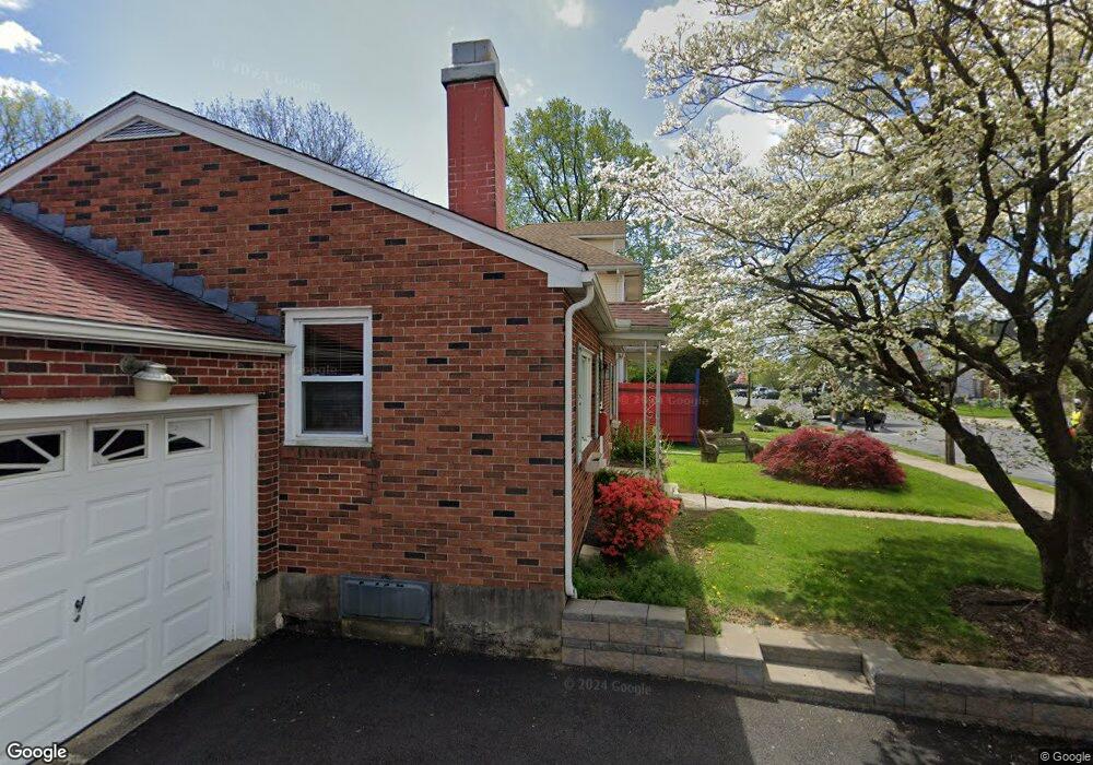 871 5th St, Whitehall, PA 18052 - photo 1