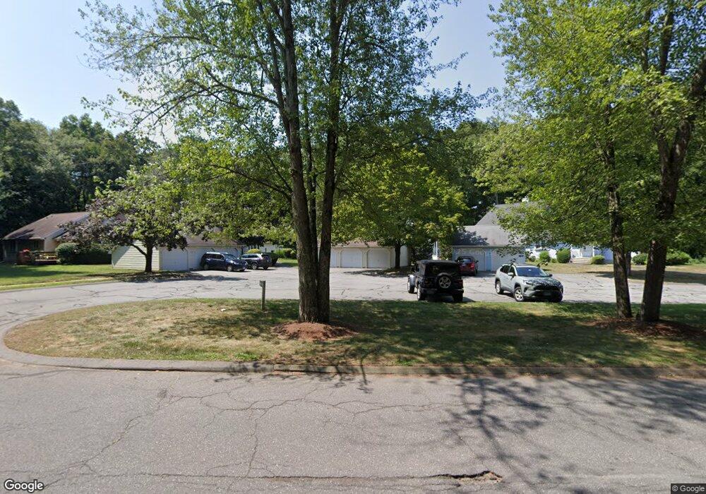 162 Oldefield Farms unit 162, Enfield, CT 06082 - photo 1