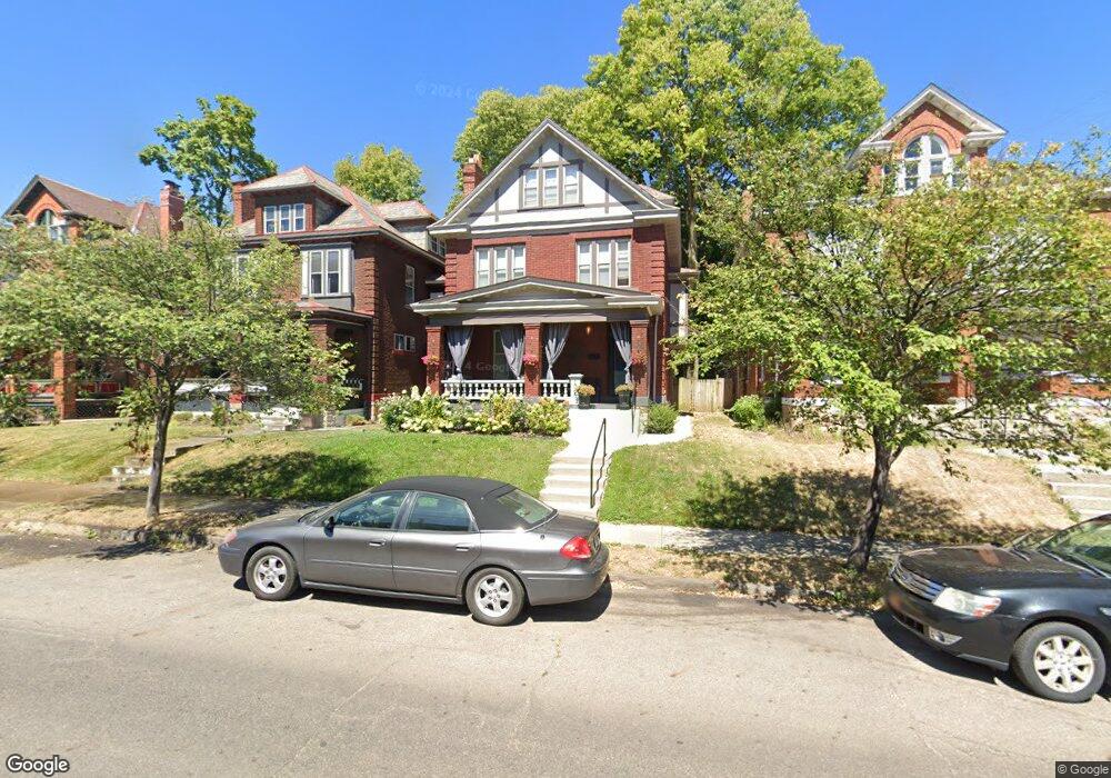 1566 Bryden Rd unit 375, Columbus, OH 43205 - photo 1