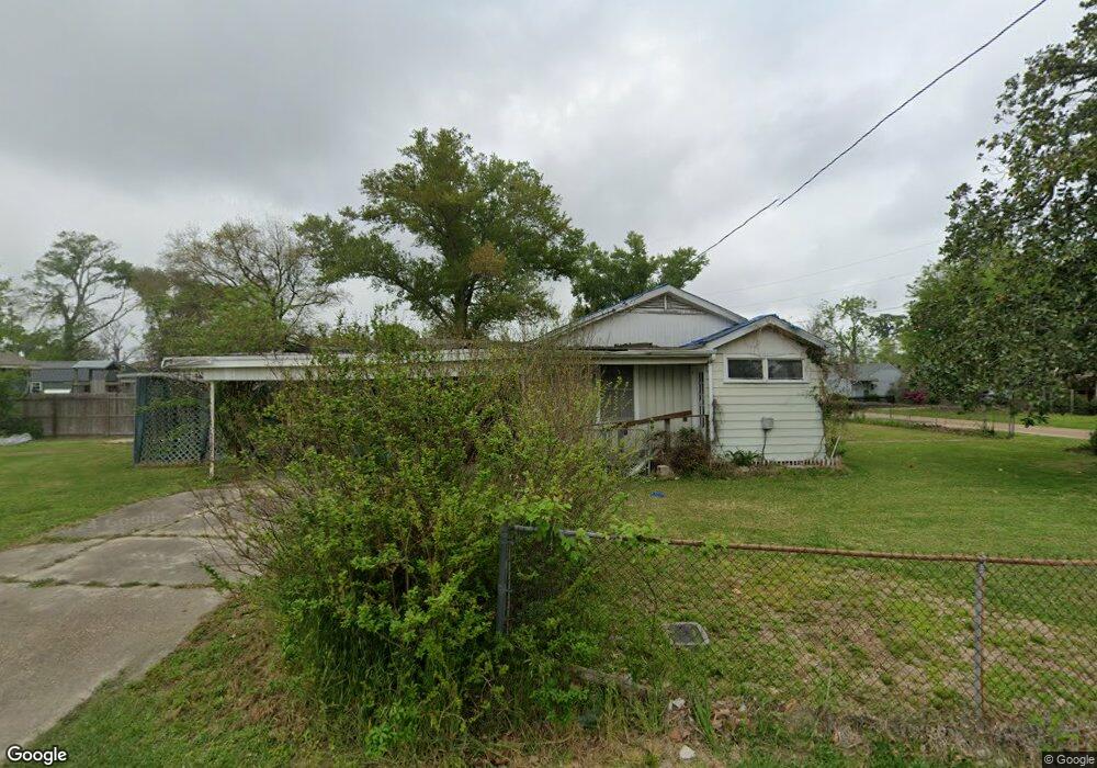 917 Azalea St, Lake Charles, LA 70607 - photo 1