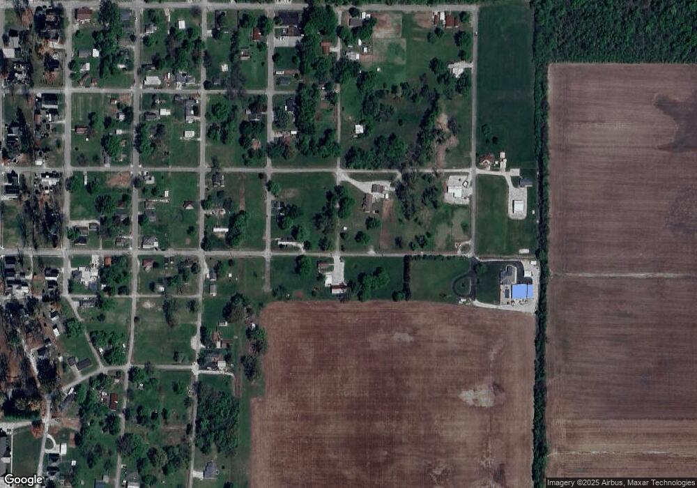 825 Virginia St, Bicknell, IN 47512 - photo 1