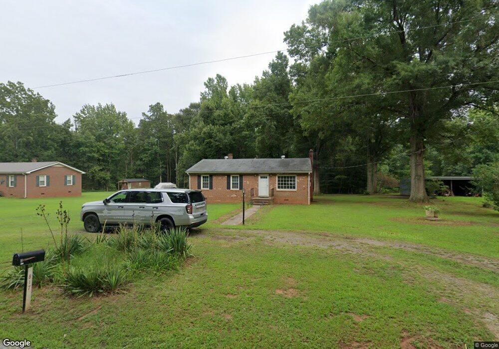 817 Hardy Rd, Lunenburg, VA 23952 - photo 1