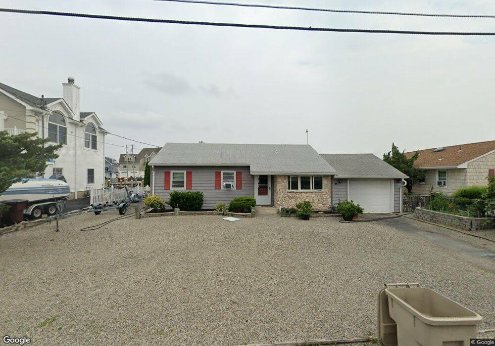 277 Sandlewood Dr, Bayville, NJ 08721 - photo 1