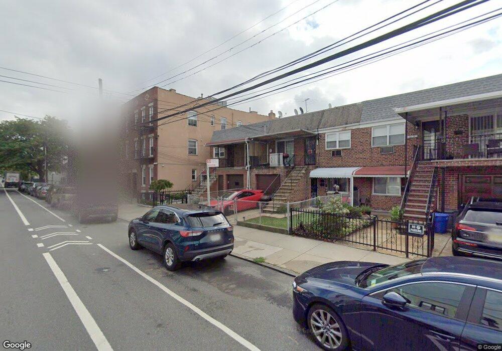 22-67 43rd St unit 2R, Astoria, NY 11105 - photo 1