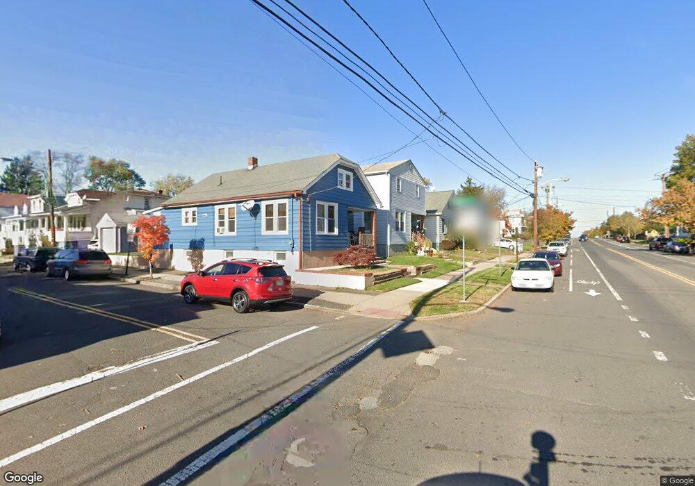 373 Remsen Ave, New Brunswick, NJ 08901 - photo 1