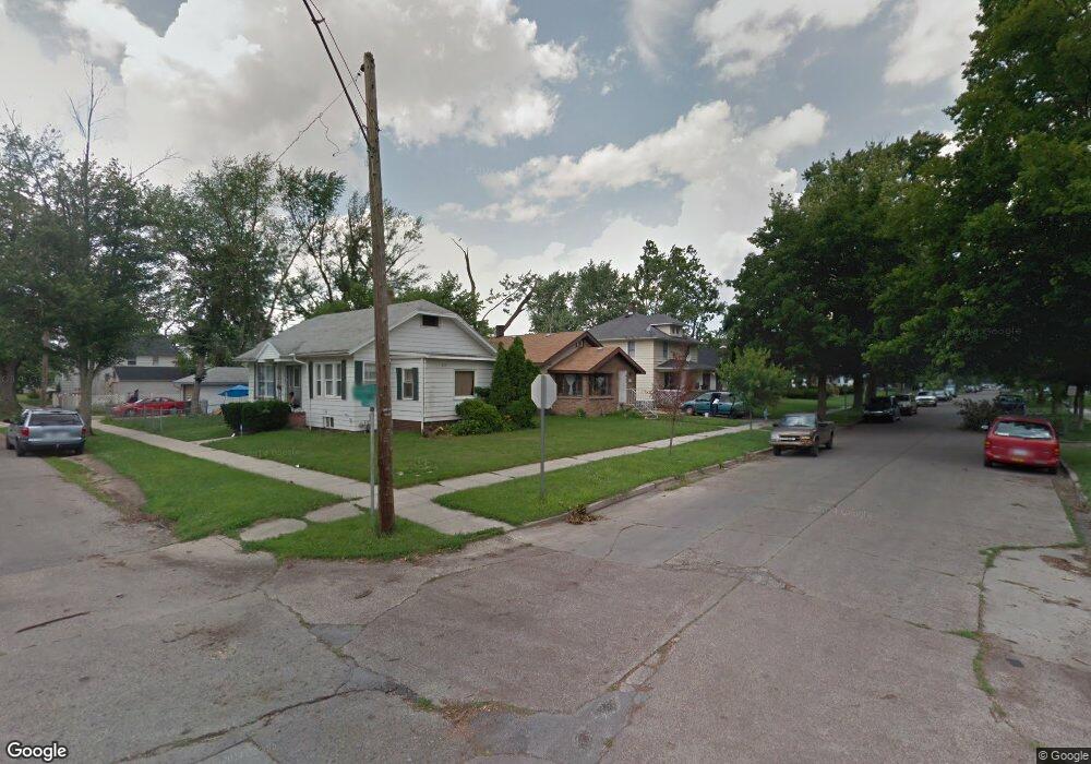 1827 Frances Ave, Elkhart, IN 46516 - photo 1