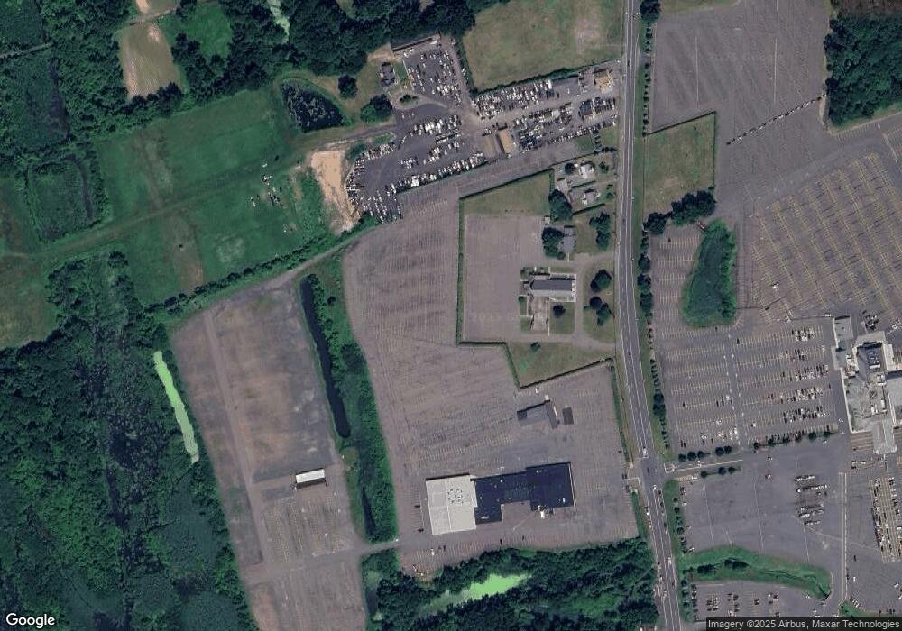 217 Fairway Dr, East Windsor, CT 06088 - photo 1