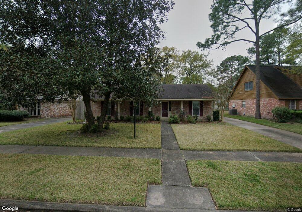 6015 Lawn Ln, Houston, TX 77088 - photo 1
