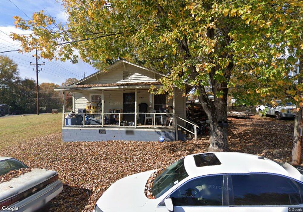 372 Fox St SW, Concord, NC 28025 - photo 1