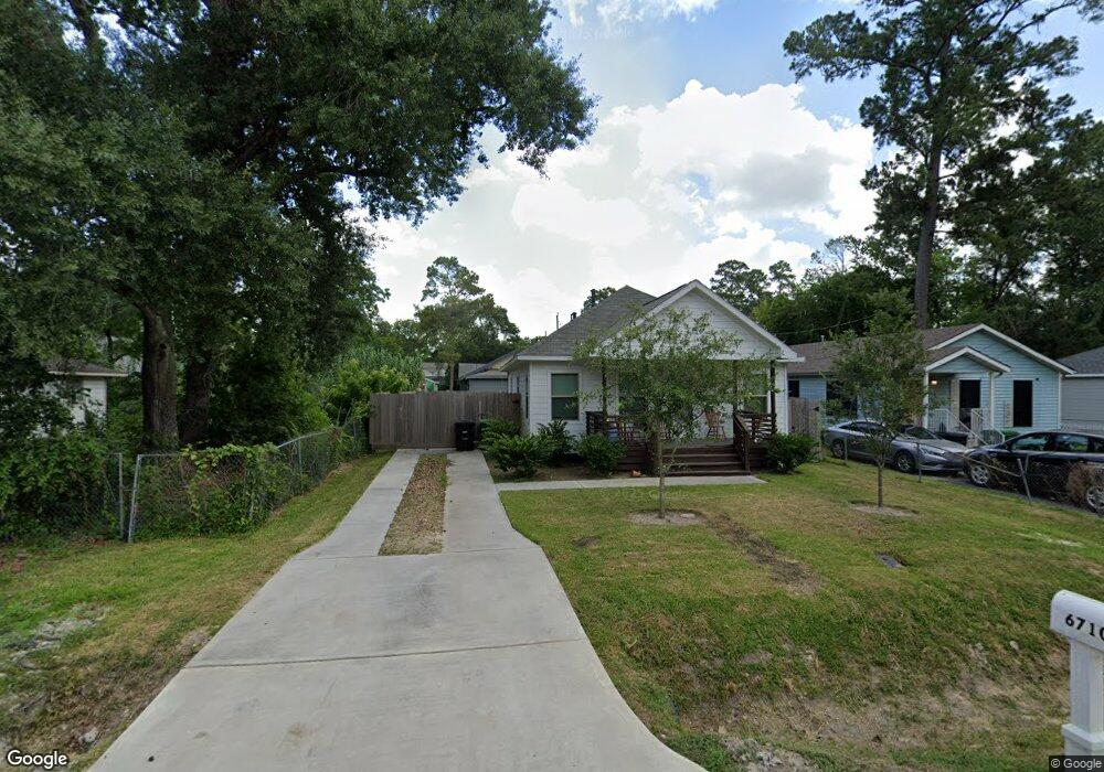6710 Bunche Dr, Houston, TX 77091 - photo 1