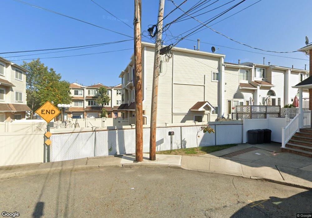 77 Ashley Ln, Staten Island, NY 10309 - photo 1