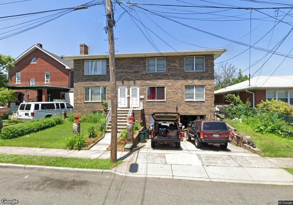 14 Hillcrest Ave, Lodi, NJ 07644 - photo 1