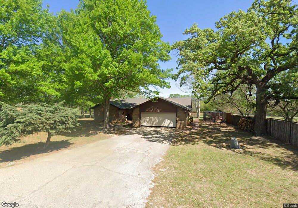 621 De la Cruz St, Weatherford, TX 76085 - photo 1