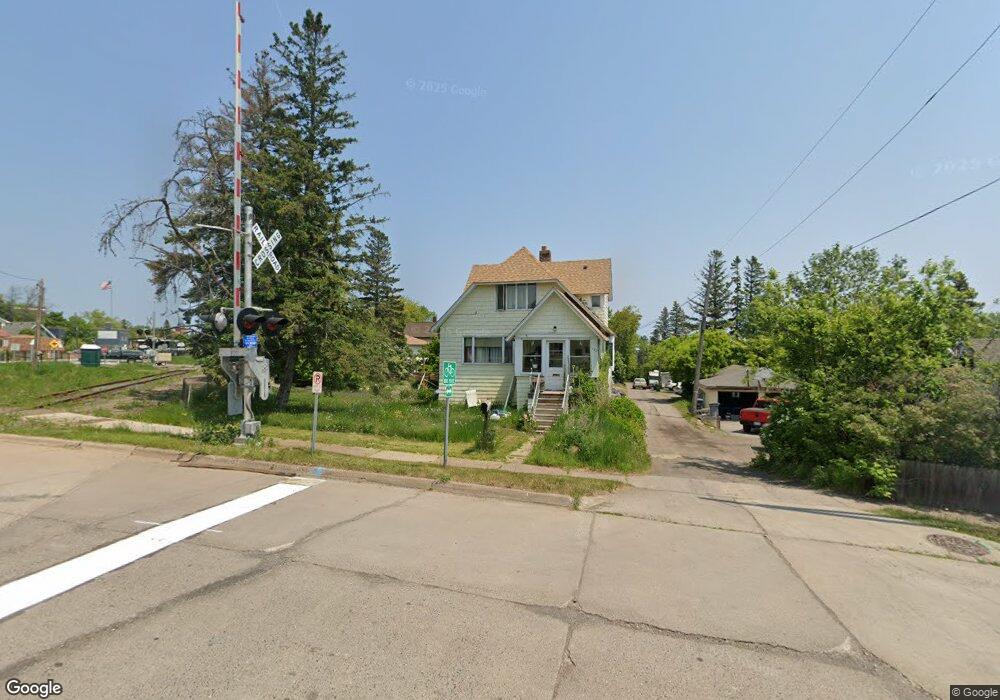 4702 Mcculloch St, Duluth, MN 55804 - photo 1