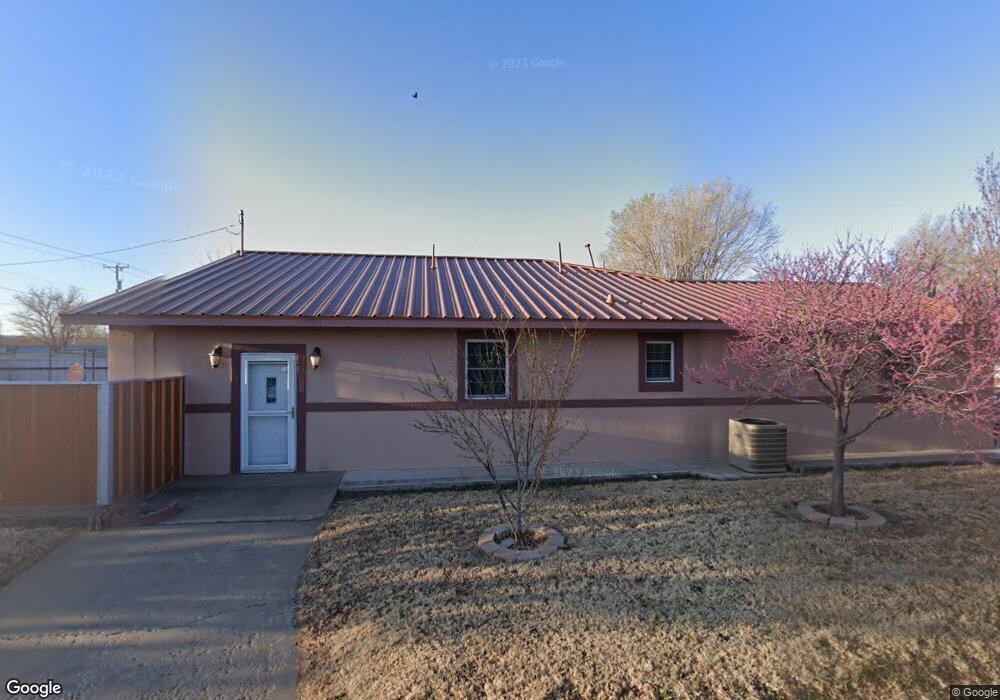 723 N Crumley St, Guymon, OK 73942 - photo 1