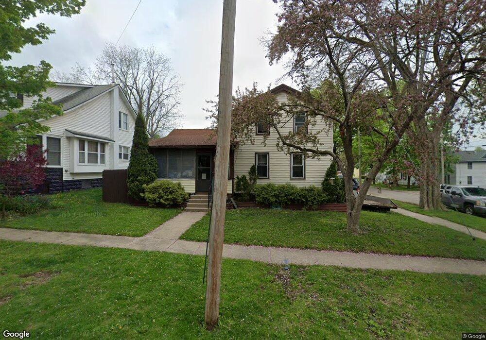 427 Comstock St, Adrian, MI 49221 - photo 1