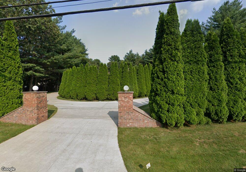 404 Wauregan Rd, Danielson, CT 06239 - photo 1