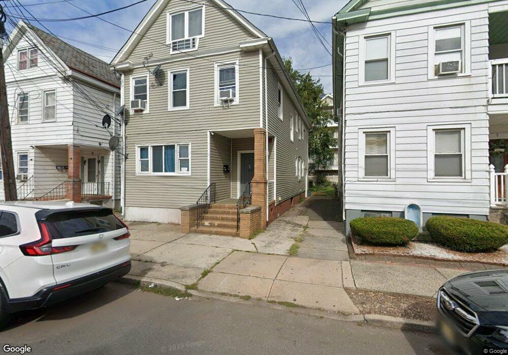 11 Brookside Ave, New Brunswick, NJ 08901 - photo 1