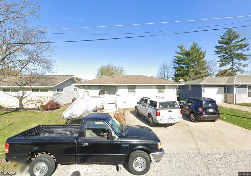 1006 W Franklin Ave, Effingham, IL 62401 - photo 1