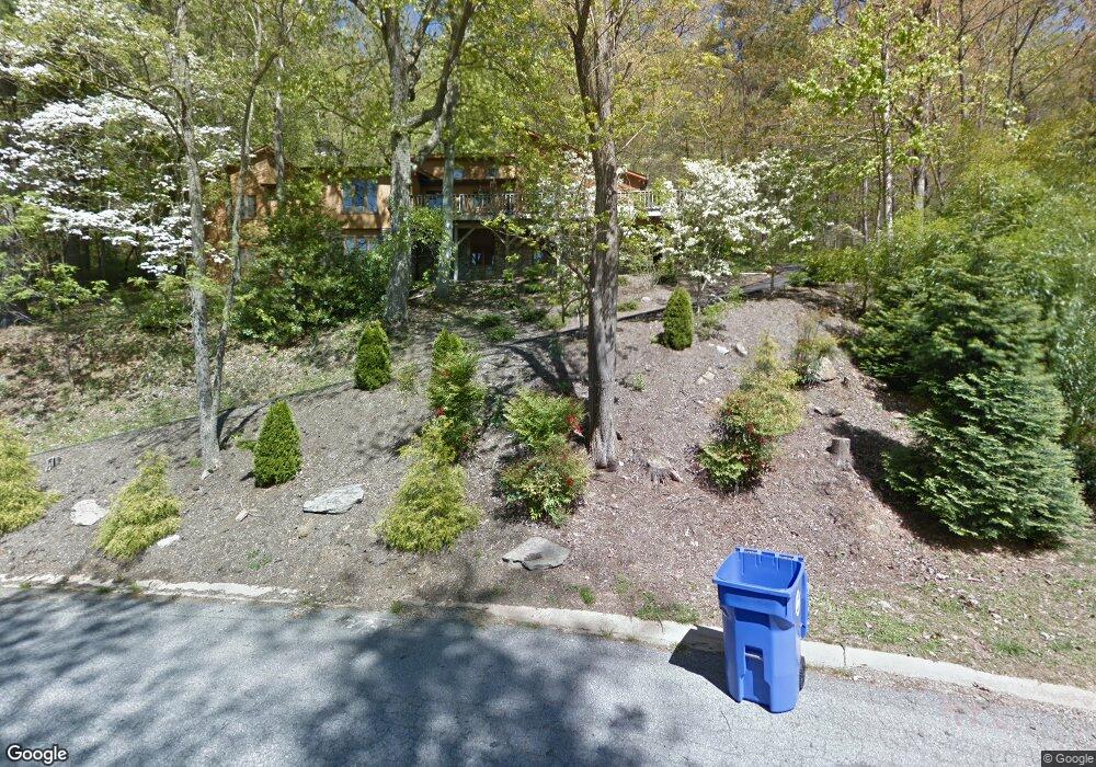 106 Ballantree Dr, Asheville, NC 28803 - photo 1