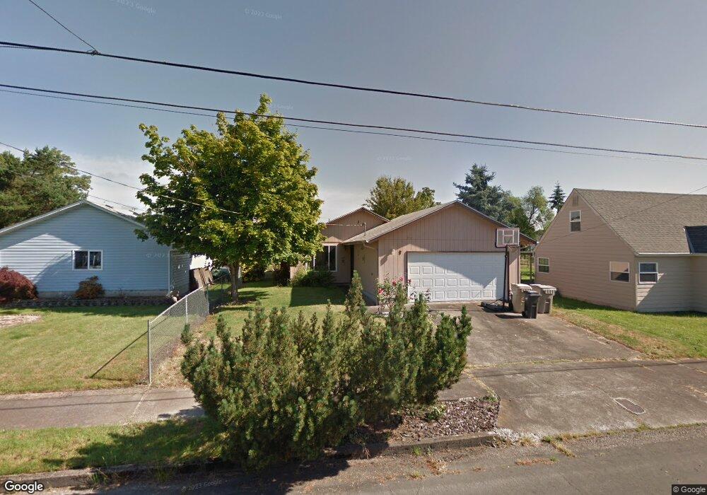 1045 13th Ave SW, Albany, OR 97321 - photo 1