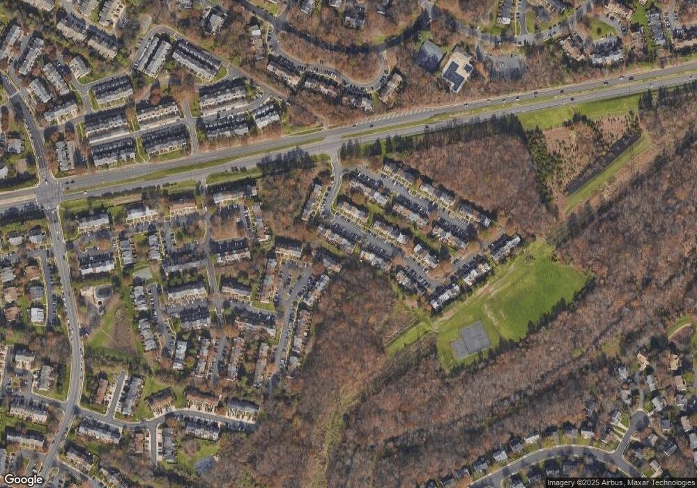 13873 Laura Ratcliff Ct, Centreville, VA 20121 - photo 1