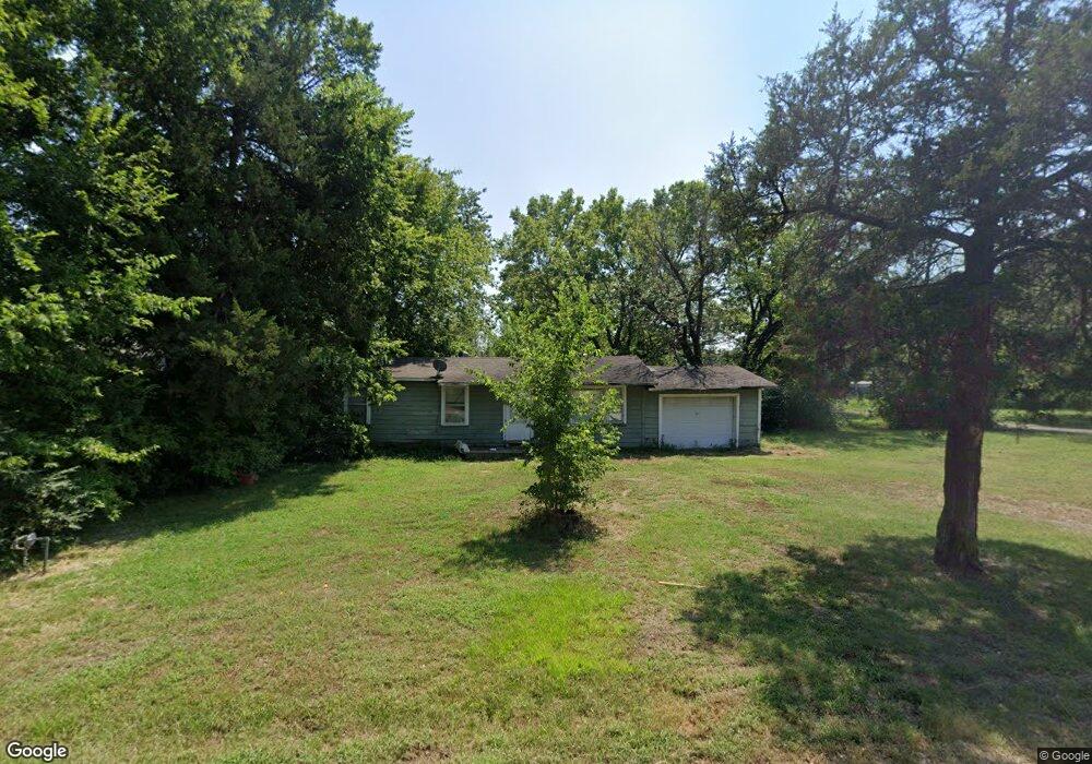 302 E Cedar St, Haskell, OK 74436 - photo 1